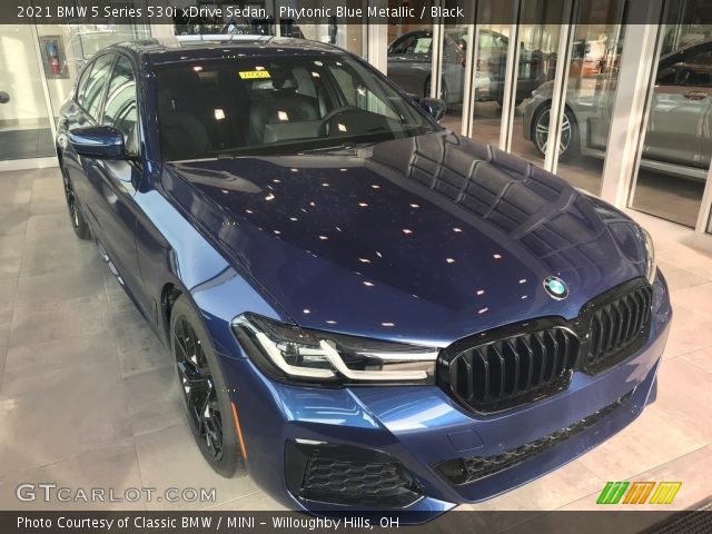 2021 BMW 5 Series 530i xDrive Sedan in Phytonic Blue Metallic