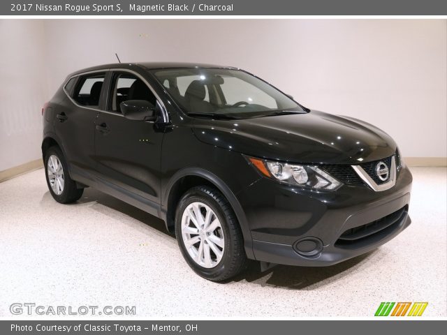 2017 Nissan Rogue Sport S in Magnetic Black