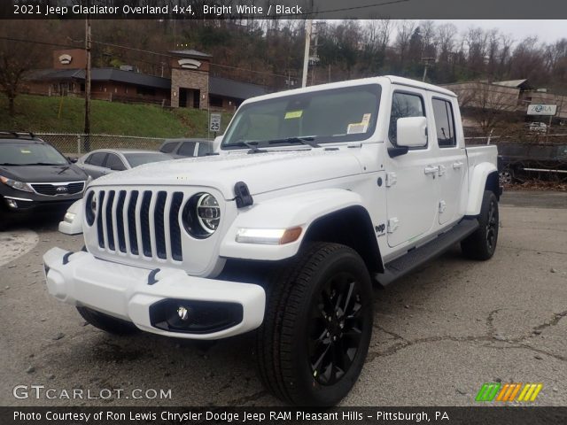 2021 Jeep Gladiator Overland 4x4 in Bright White
