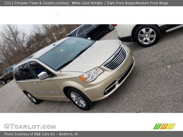 2011 Chrysler Town & Country Limited in White Gold Metallic