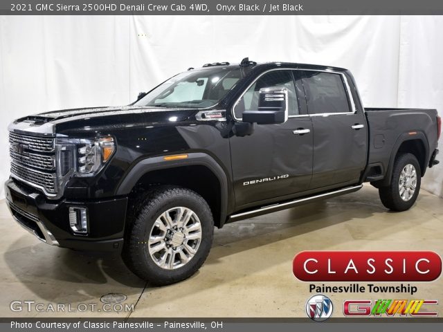 2021 GMC Sierra 2500HD Denali Crew Cab 4WD in Onyx Black