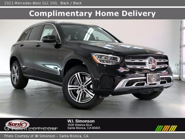2021 Mercedes-Benz GLC 300 in Black