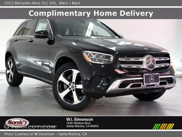 2021 Mercedes-Benz GLC 300 in Black