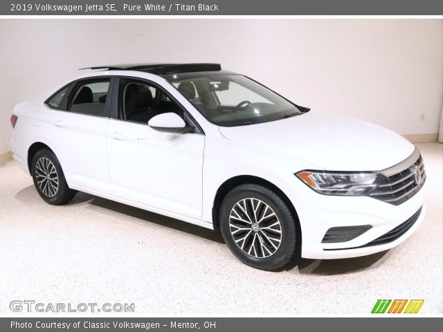 2019 Volkswagen Jetta SE in Pure White