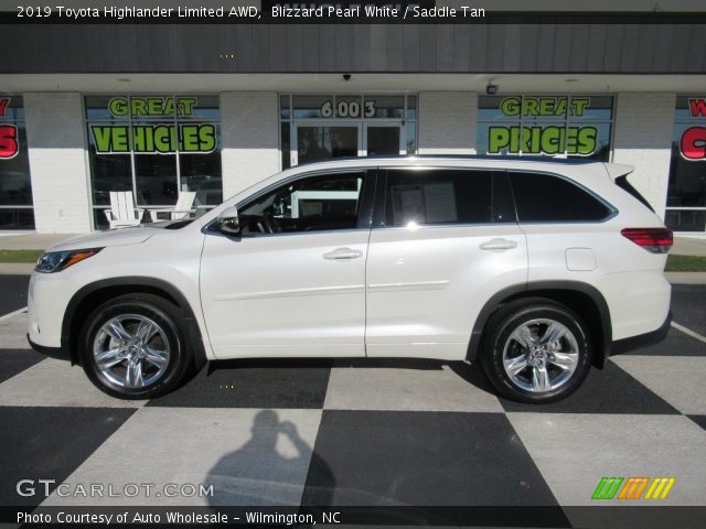 2019 Toyota Highlander Limited AWD in Blizzard Pearl White