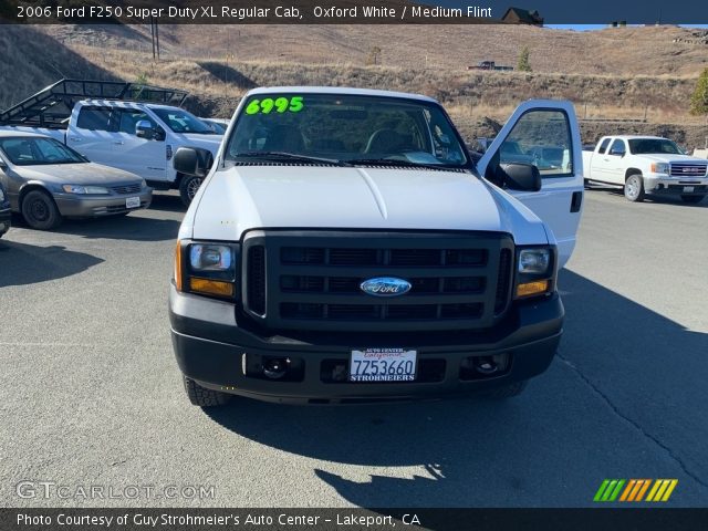 2006 Ford F250 Super Duty XL Regular Cab in Oxford White