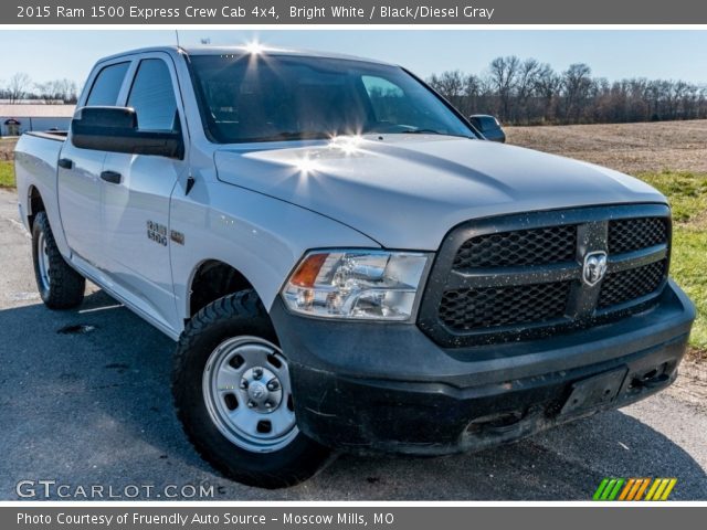 2015 Ram 1500 Express Crew Cab 4x4 in Bright White