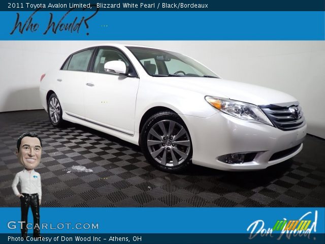 2011 Toyota Avalon Limited in Blizzard White Pearl