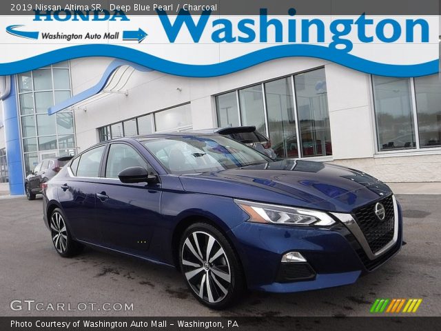 2019 Nissan Altima SR in Deep Blue Pearl