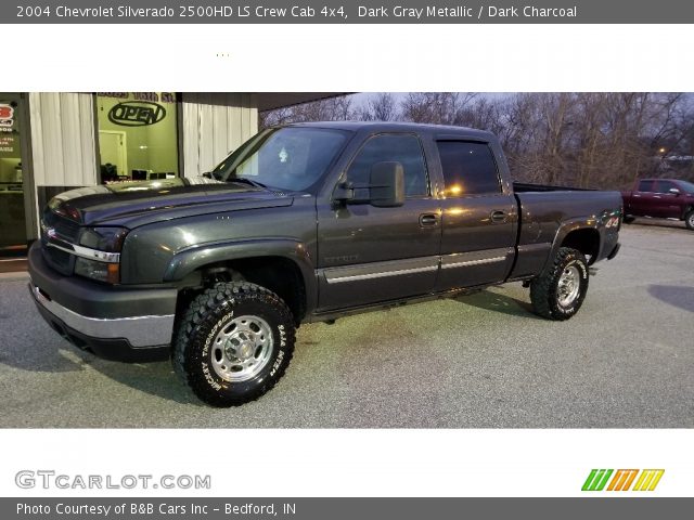 2004 Chevrolet Silverado 2500HD LS Crew Cab 4x4 in Dark Gray Metallic