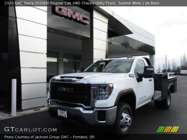 2020 GMC Sierra 3500HD Regular Cab 4WD Chassis Utility Truck in Summit White