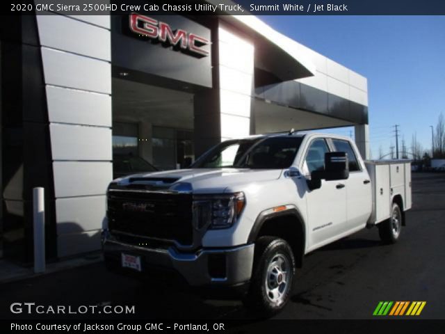 2020 GMC Sierra 2500HD Crew Cab Chassis Utility Truck in Summit White