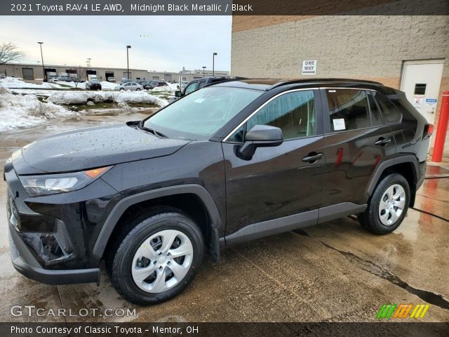 2021 Toyota RAV4 LE AWD in Midnight Black Metallic