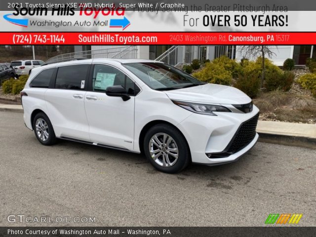 2021 Toyota Sienna XSE AWD Hybrid in Super White