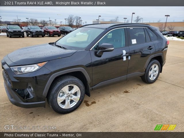 2021 Toyota RAV4 XLE AWD in Midnight Black Metallic