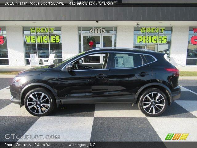 2018 Nissan Rogue Sport SL AWD in Magnetic Black