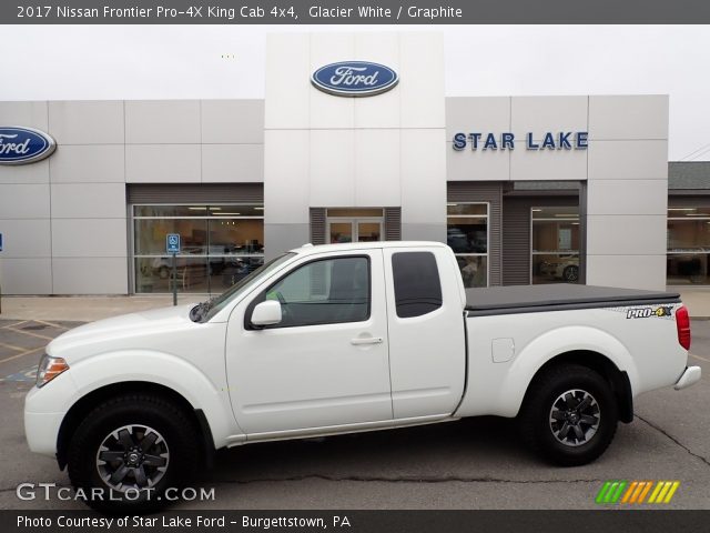 2017 Nissan Frontier Pro-4X King Cab 4x4 in Glacier White
