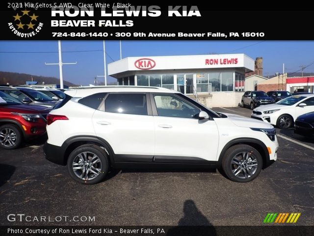 2021 Kia Seltos S AWD in Clear White