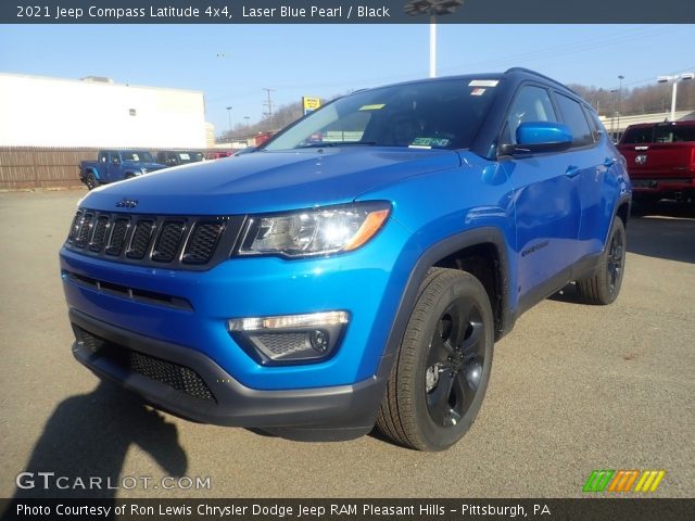 2021 Jeep Compass Latitude 4x4 in Laser Blue Pearl