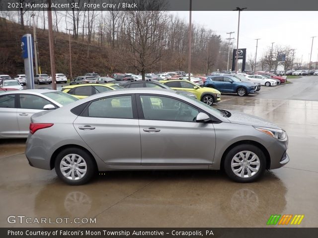2021 Hyundai Accent SE in Forge Gray