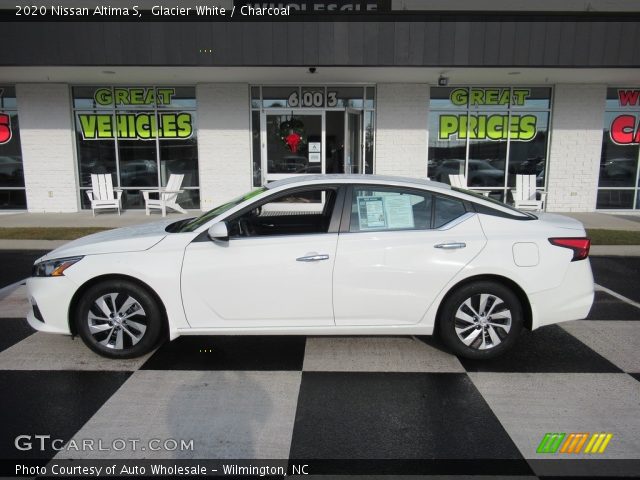 2020 Nissan Altima S in Glacier White