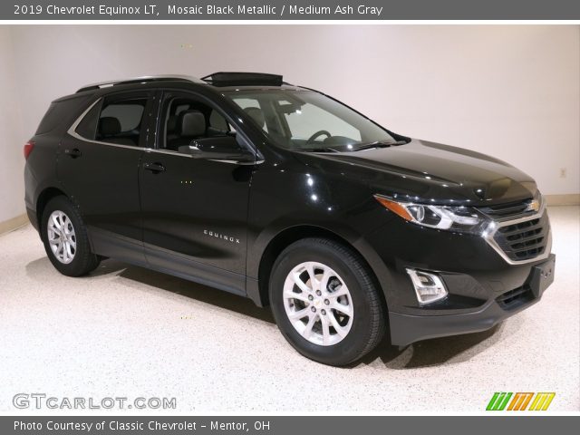 2019 Chevrolet Equinox LT in Mosaic Black Metallic