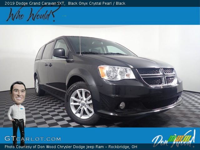 2019 Dodge Grand Caravan SXT in Black Onyx Crystal Pearl