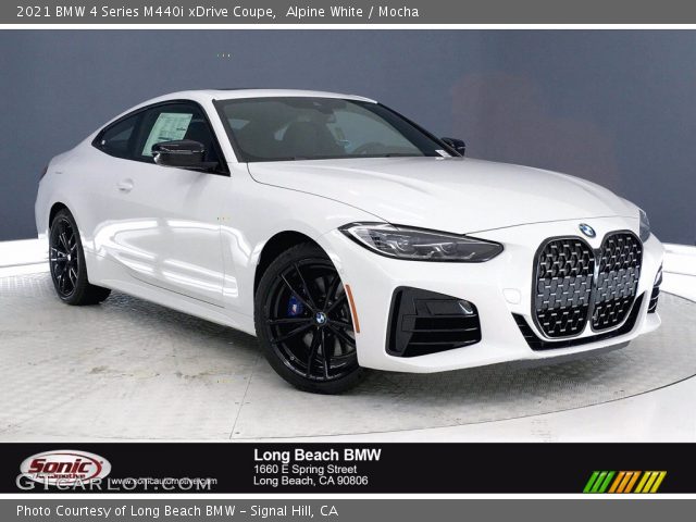 2021 BMW 4 Series M440i xDrive Coupe in Alpine White