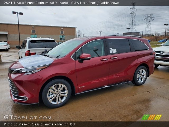 2021 Toyota Sienna Platinum AWD Hybrid in Ruby Flare Pearl