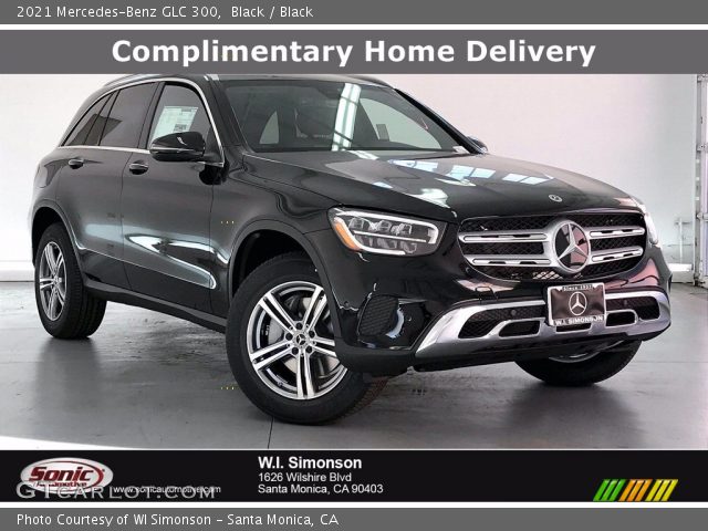 2021 Mercedes-Benz GLC 300 in Black