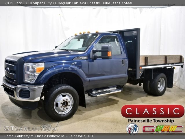 2015 Ford F350 Super Duty XL Regular Cab 4x4 Chassis in Blue Jeans