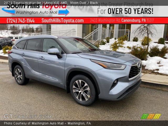 2021 Toyota Highlander Hybrid XLE AWD in Moon Dust