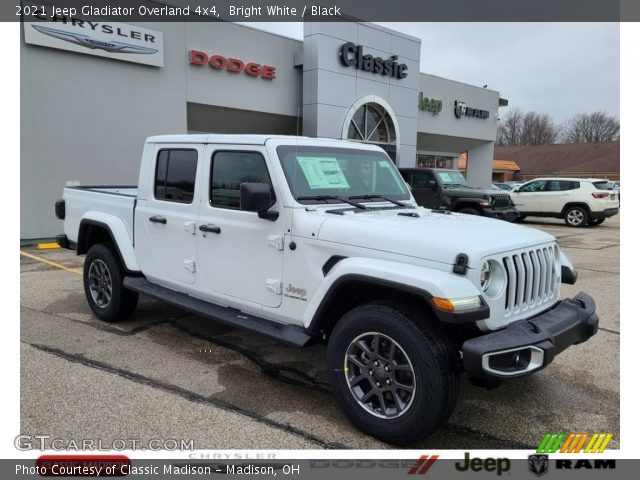 2021 Jeep Gladiator Overland 4x4 in Bright White
