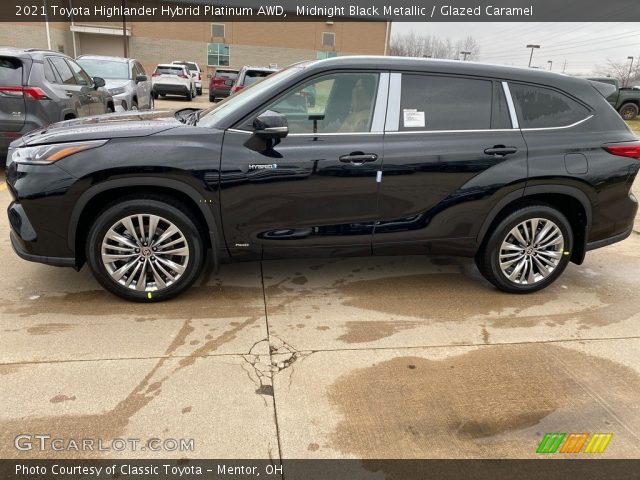 2021 Toyota Highlander Hybrid Platinum AWD in Midnight Black Metallic