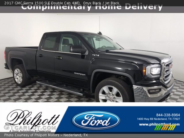 2017 GMC Sierra 1500 SLE Double Cab 4WD in Onyx Black