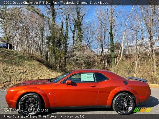 2021 Dodge Challenger R/T Scat Pack Widebody in Sinamon Stick