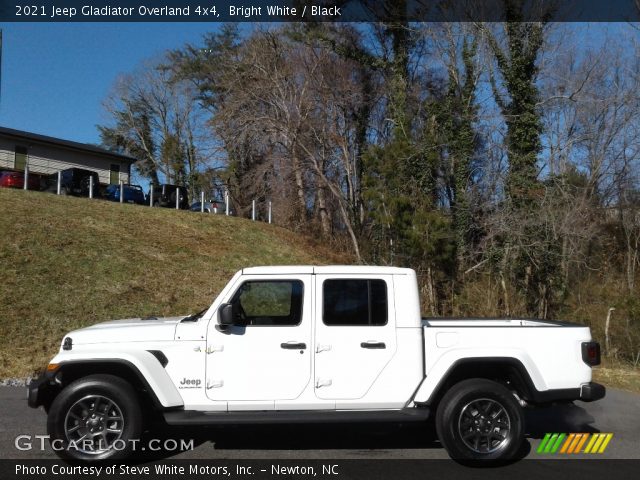 2021 Jeep Gladiator Overland 4x4 in Bright White
