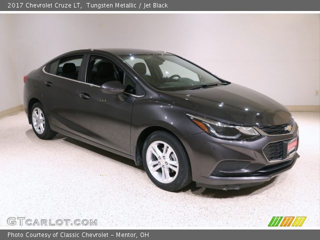 2017 Chevrolet Cruze LT in Tungsten Metallic