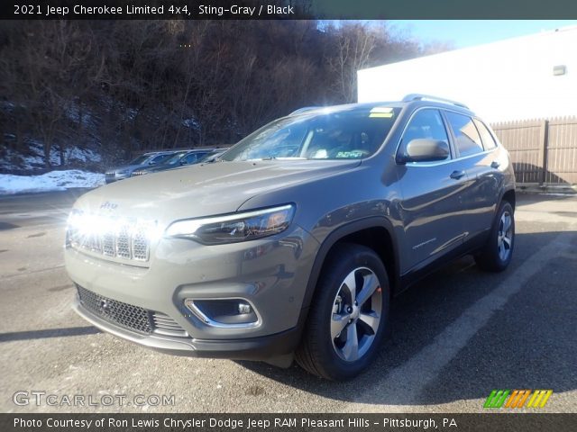 2021 Jeep Cherokee Limited 4x4 in Sting-Gray