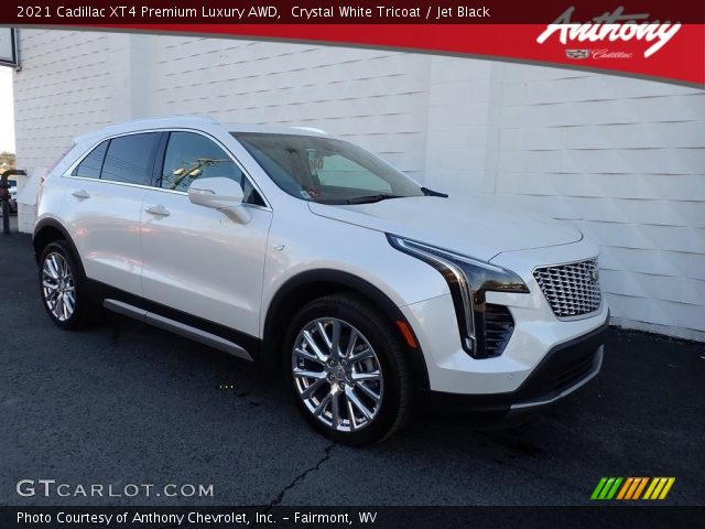 2021 Cadillac XT4 Premium Luxury AWD in Crystal White Tricoat