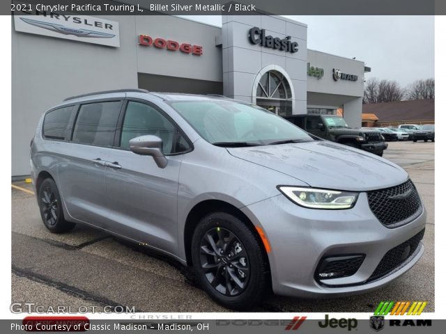 2021 Chrysler Pacifica Touring L in Billet Silver Metallic
