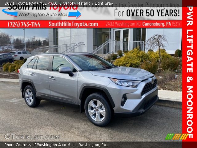 2021 Toyota RAV4 XLE AWD in Silver Sky Metallic