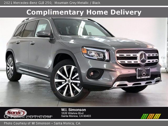 2021 Mercedes-Benz GLB 250 in Mountain Grey Metallic