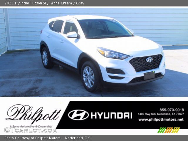 2021 Hyundai Tucson SE in White Cream