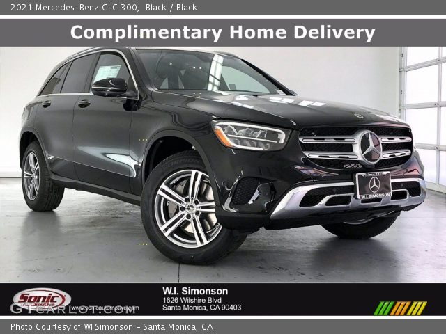 2021 Mercedes-Benz GLC 300 in Black