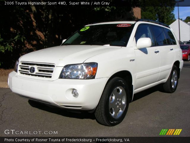 2006 Toyota Highlander Sport 4WD in Super White