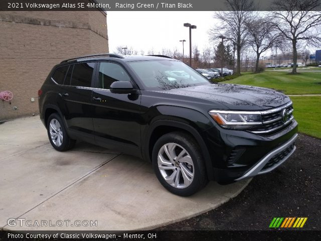 2021 Volkswagen Atlas SE 4Motion in Racing Green