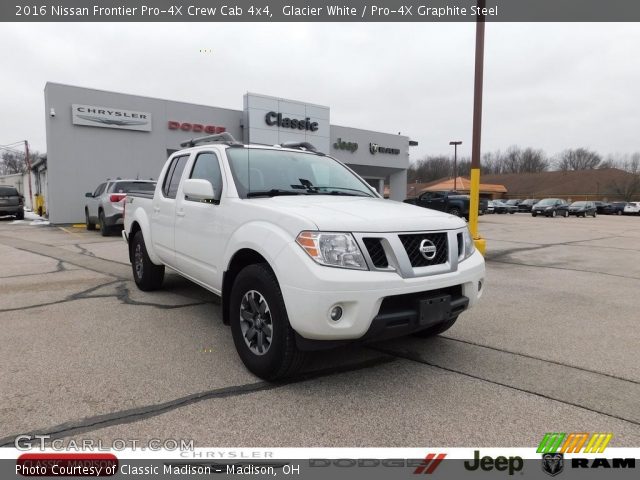 2016 Nissan Frontier Pro-4X Crew Cab 4x4 in Glacier White