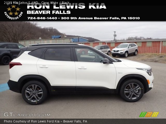2021 Kia Seltos S AWD in Clear White