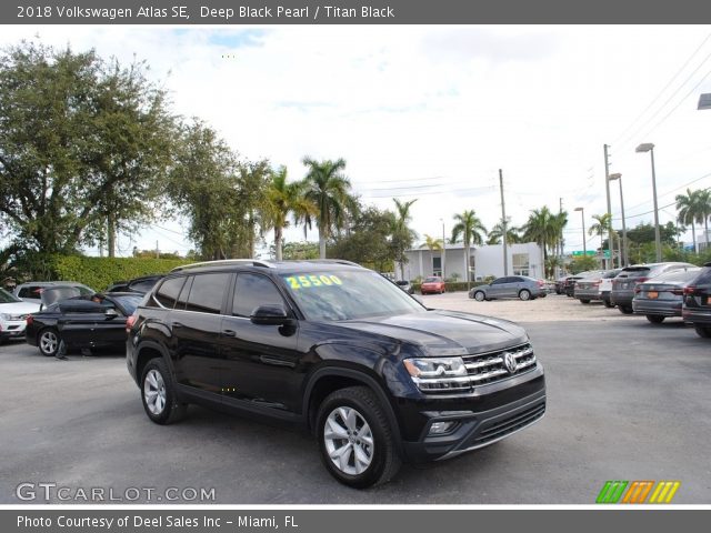 2018 Volkswagen Atlas SE in Deep Black Pearl